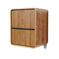 Wandkast van Hout met Strak Design en Geperforeerde Frontpartij